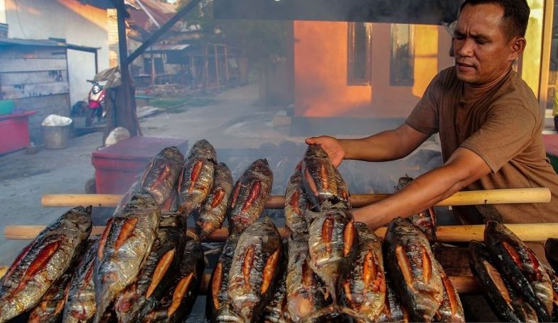 Inovasi Produk Olahan Ikan Cakalang Asap dari Wameo